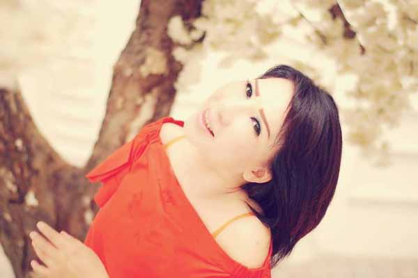 Duyen dang Viet Nam Tho Phan Hien May ava