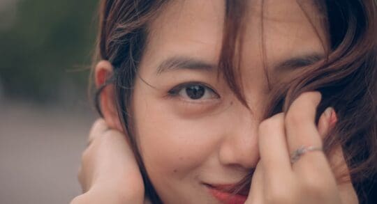 Anh mat Peter Nguyen Unsplash 540x293