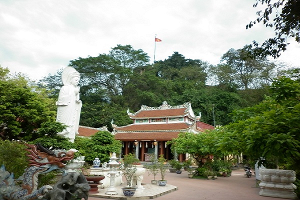 chua non nuoc ninh binh