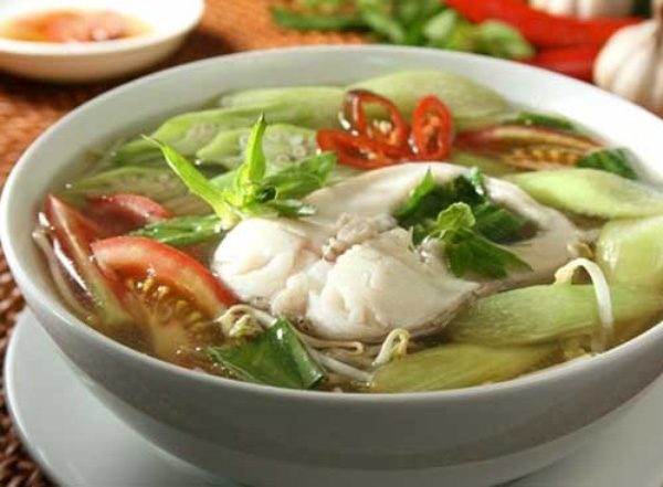 cach nau canh chua ca loc 600x441