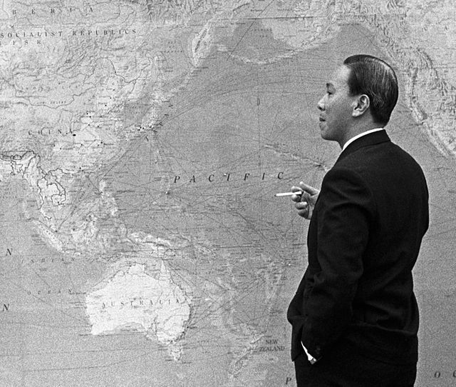 640px Nguyen Van Thieu with map cropped